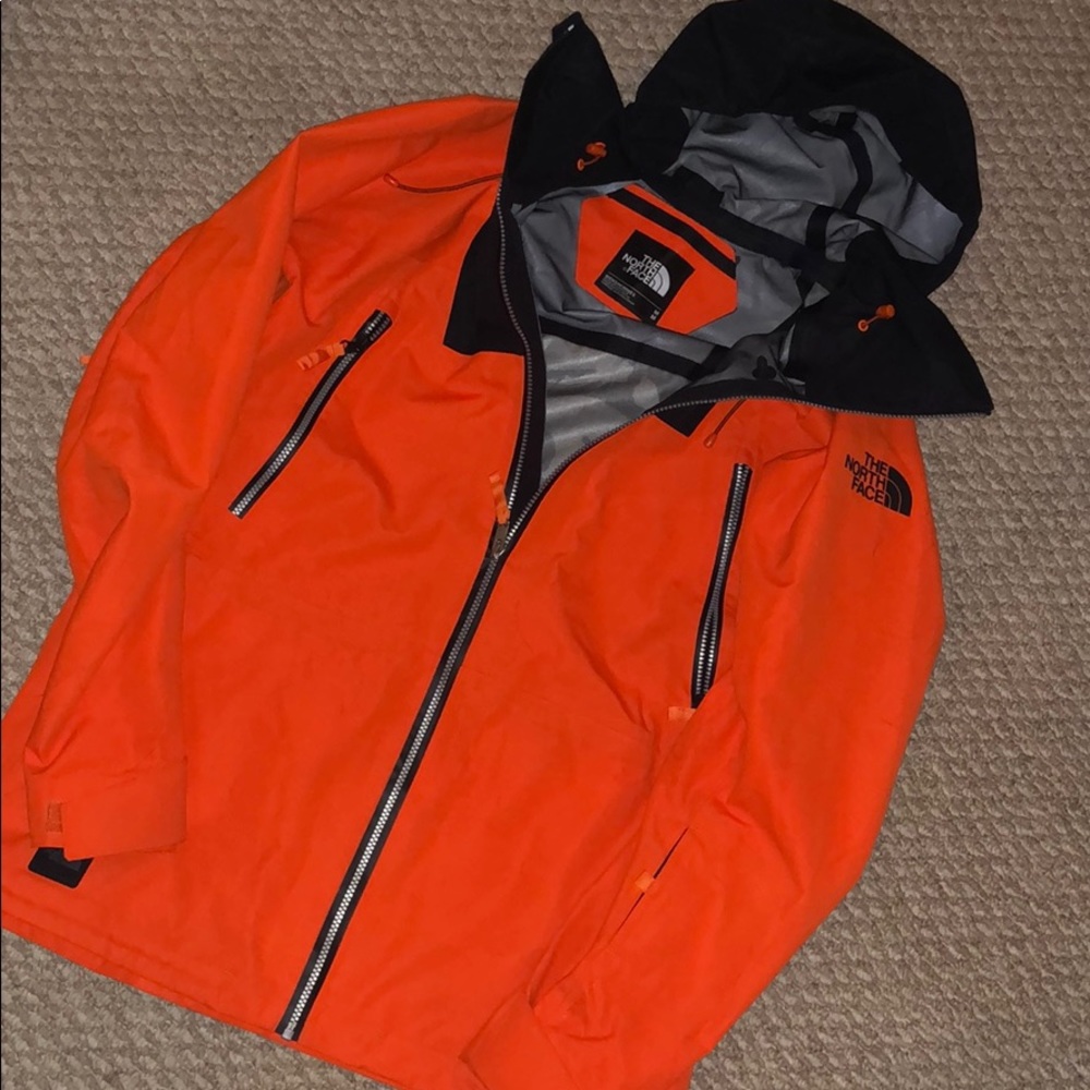 Men’s Northface ceptor jacket